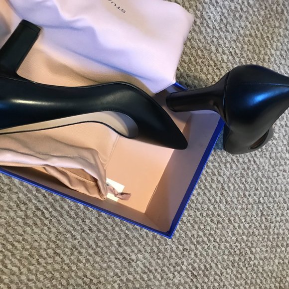 stuart weitzman adria leather pumps